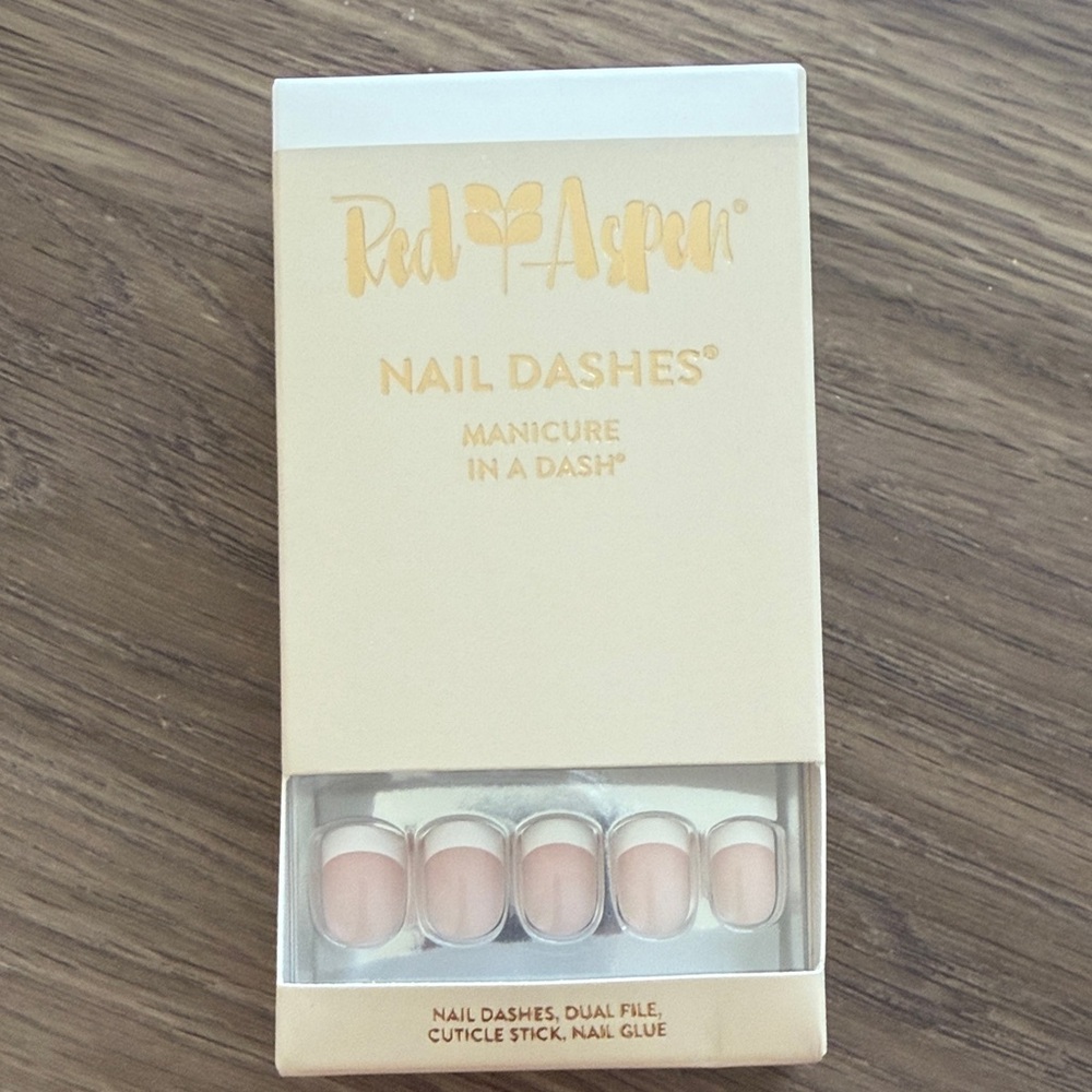 Nell’s French tip Red Aspen Nail Dashes - Nude